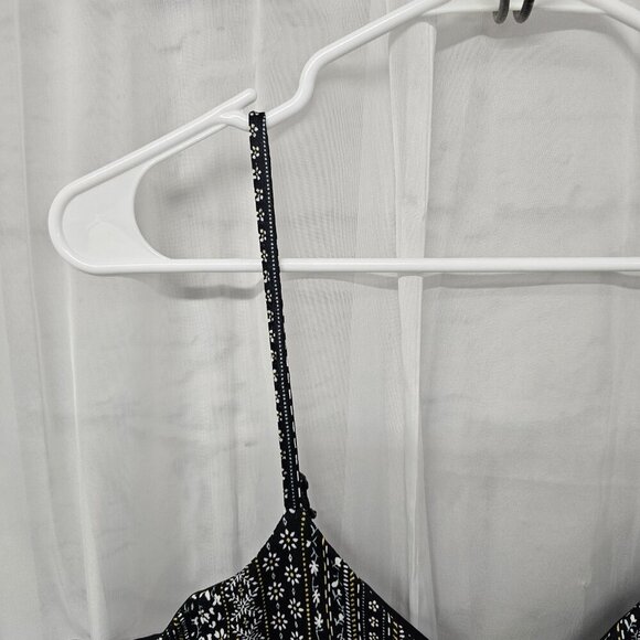 No Boundaries Black White Floral Halter Jumpsuit Boho Crochet Wide Leg 3XL - Picture 6 of 10